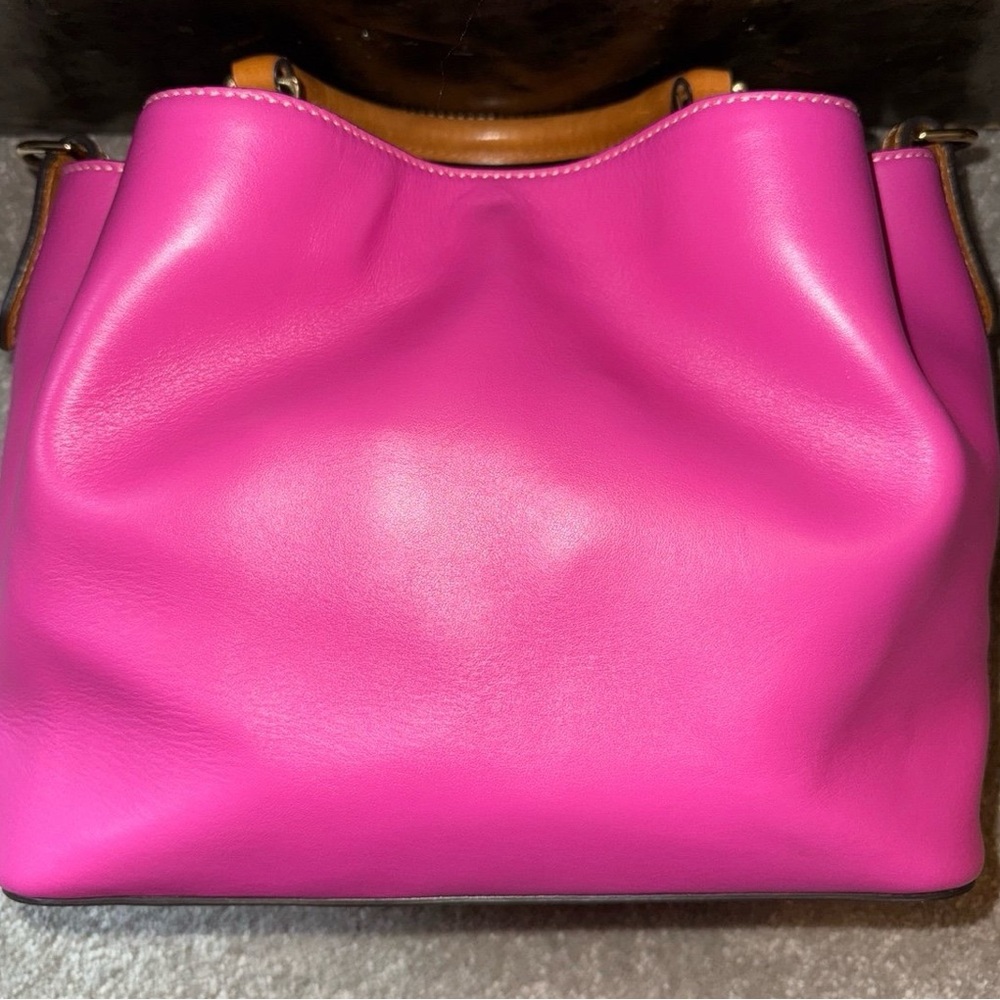 Dooney & Bourke Wexford Brenna in Magenta with strap - Picture 7 of 12
